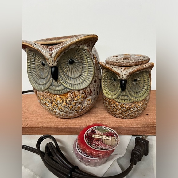 Ceramic Owl Plugin Tart Warmers - Picture 1 of 12
